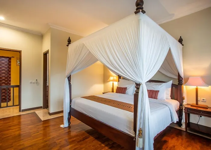 Villa Saffron Seminyak Bali
