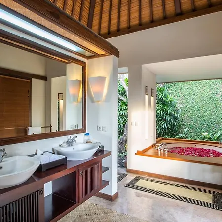 Villa Saffron Seminyak  Exterior photo