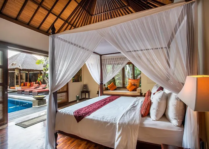 Villa Saffron Seminyak Bali